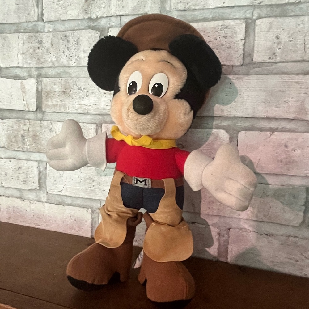 Vtg Mickey Mouse Cowboy Sherriff 12 in Plush‎ Disneyland Walt Disney World Parks